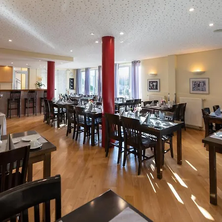 فندق Bon Prix 3*