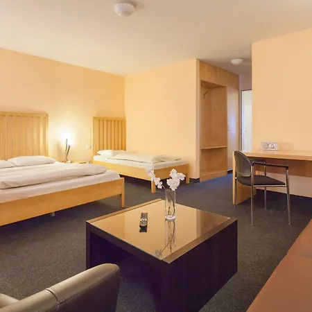 فندق Bon Prix 3*